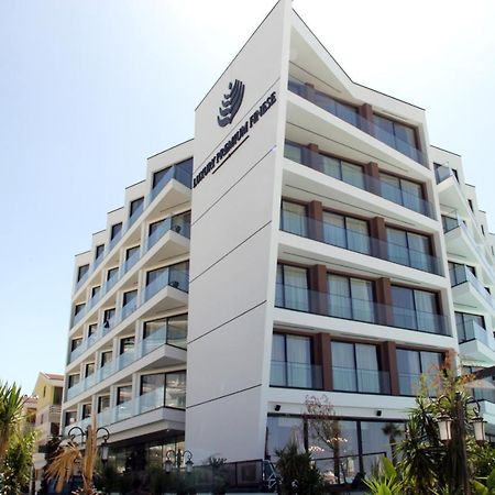 Luxury Premium Finese Hotel Golem  Exterior foto